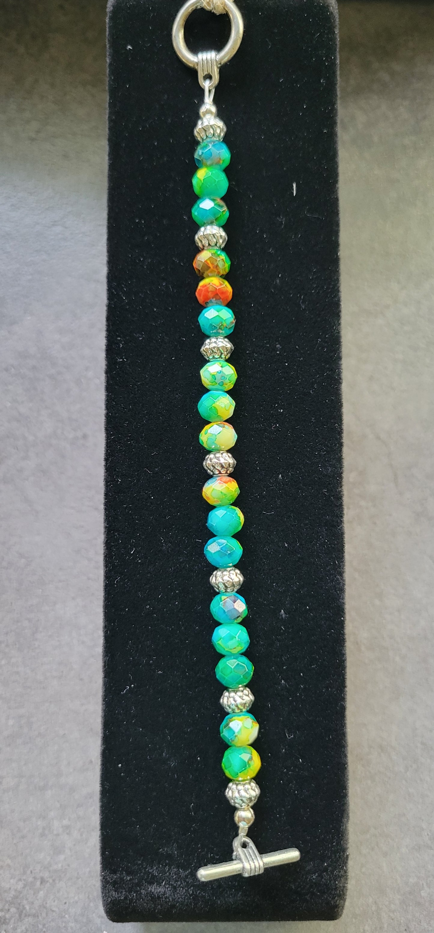 Turquoise glass faceted Toggle Bracelet w/ silver - Approx. 7 "