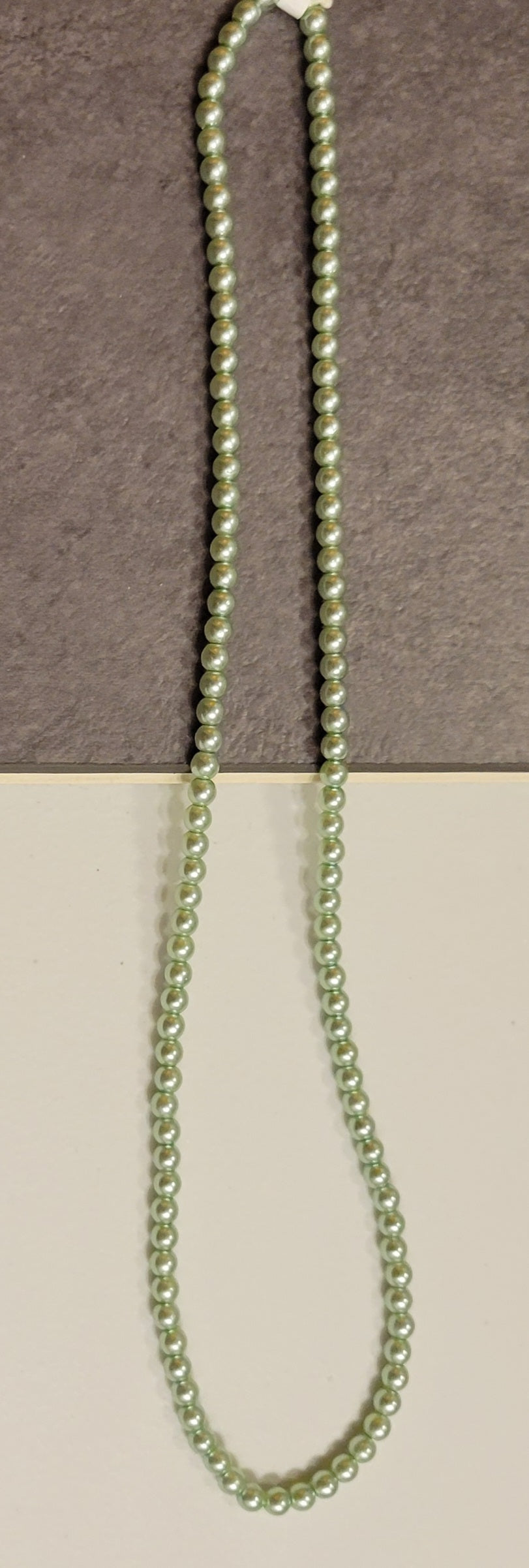 Light Sapphire 4 mm Bead Rounds