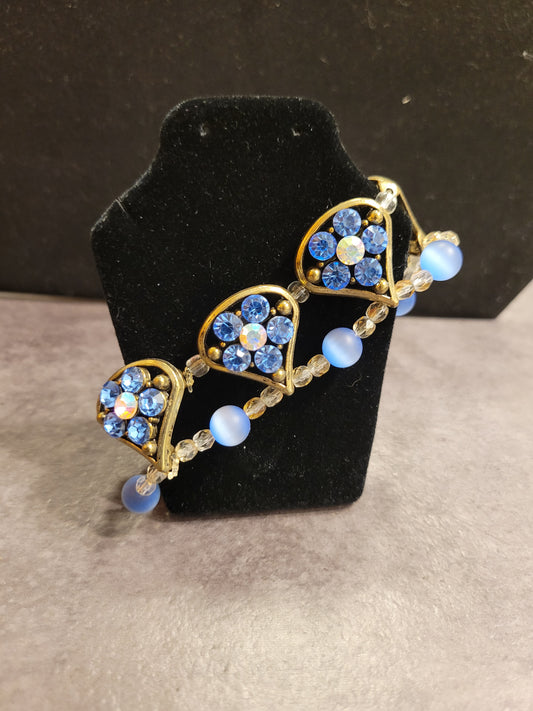 Stretch Bracelet - Blue Cat's Eye & Gold Accents - Approx. 7 1/2"