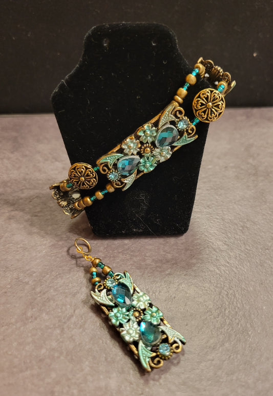 Stretch Bracelet & Pendant Set, Teal & Antique Gold