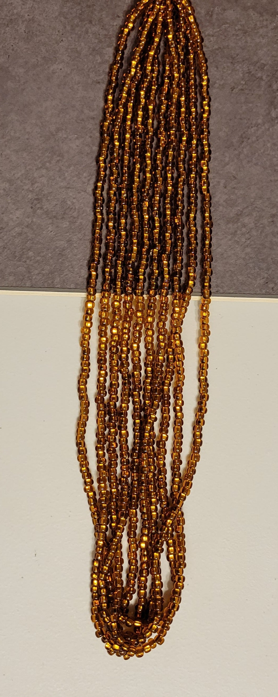 Topaz S/L 6/0 Beads