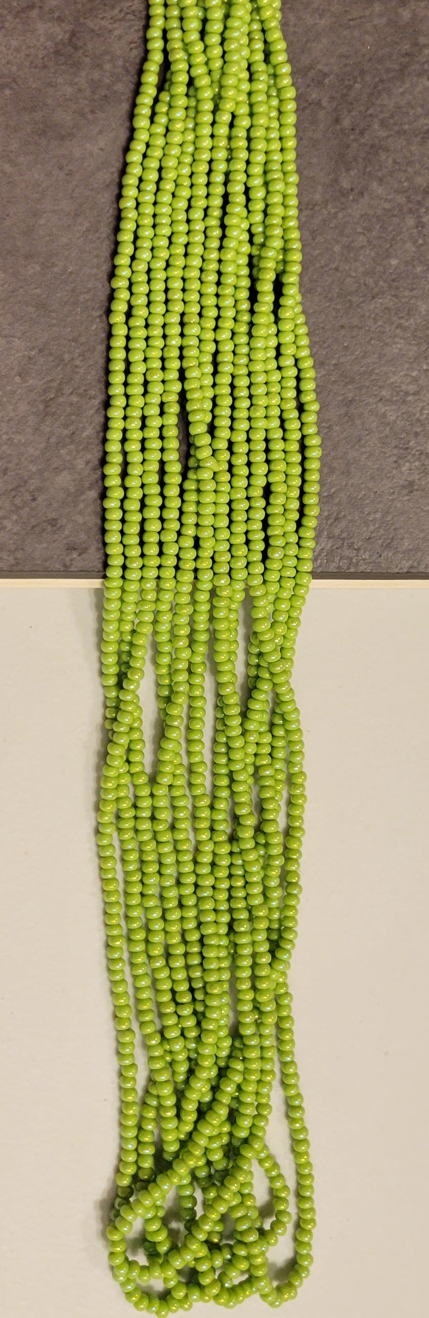 Pale Green AB 8/0 Beads