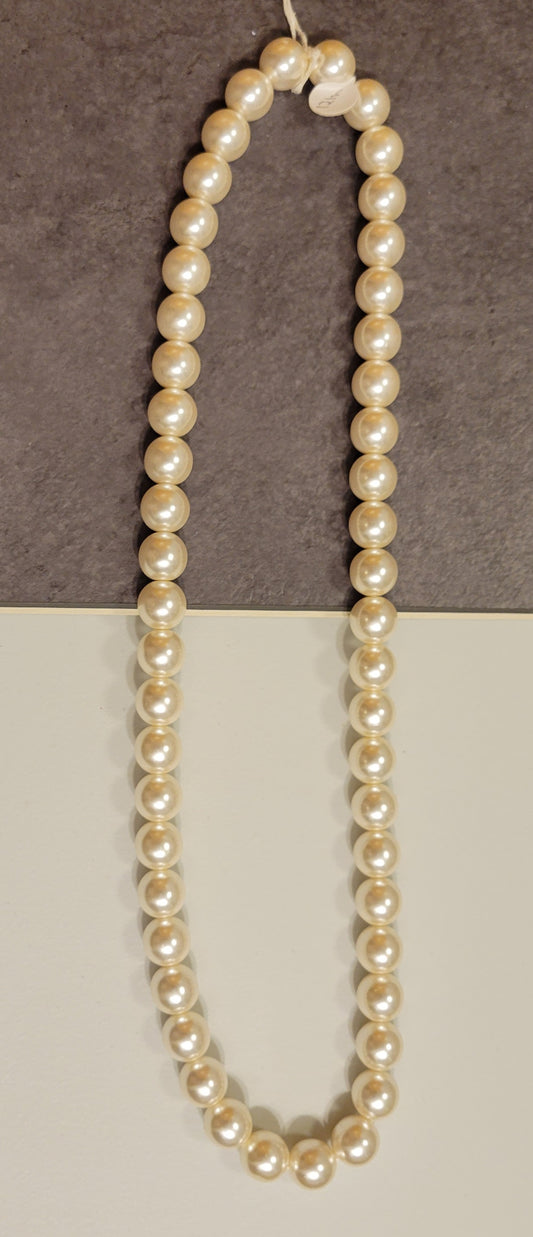 Cream 12 mm Bead Rounds