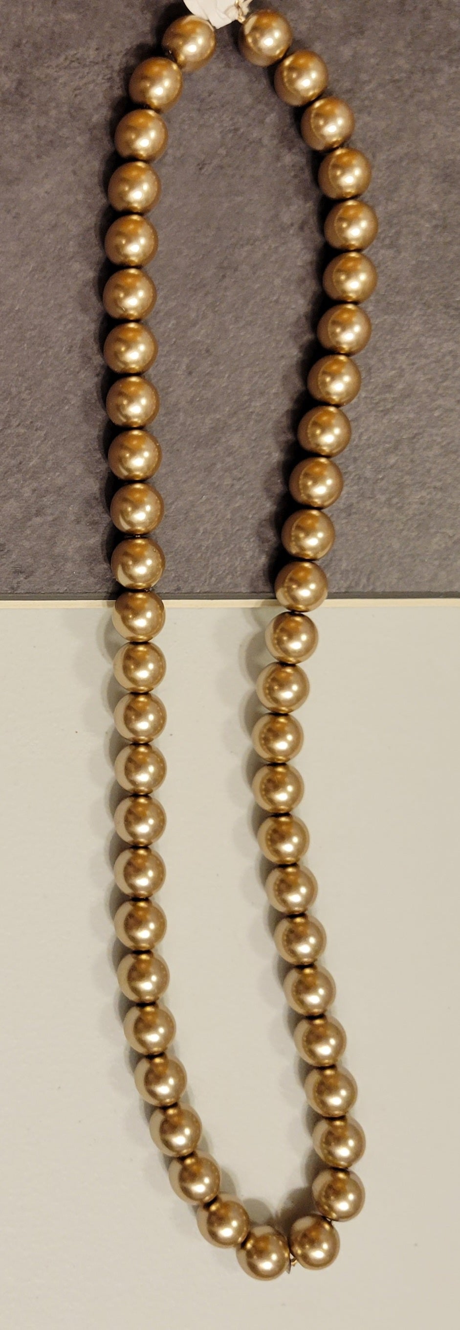 Champagne 10 mm Bead Rounds