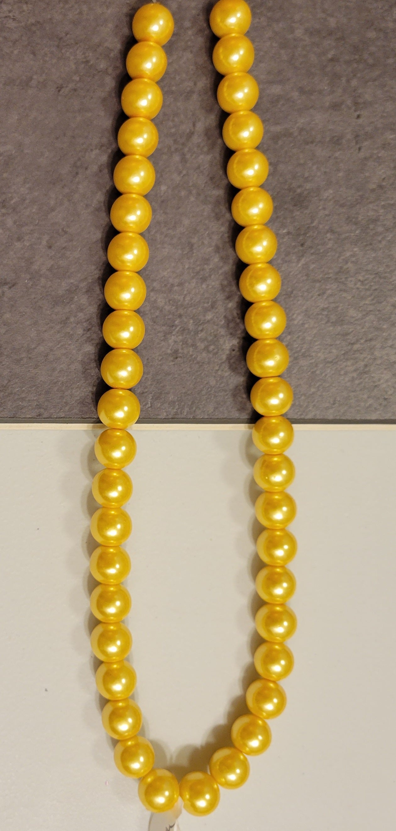 Yellow 10 mm Bead Rounds