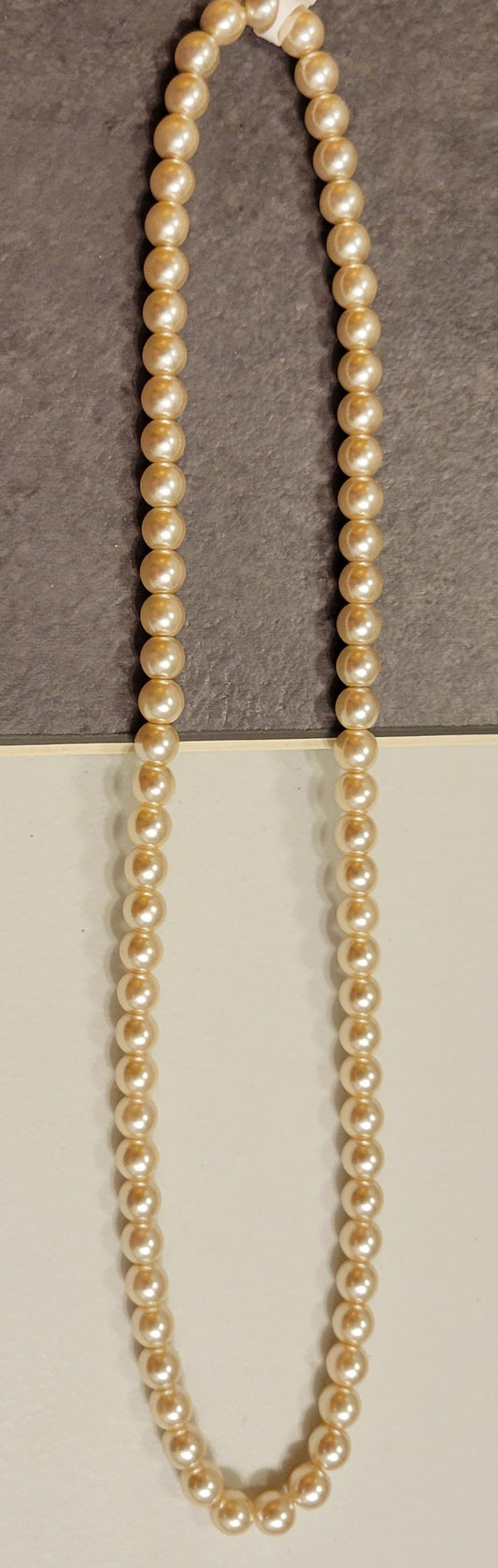 Light Amy 6 mm Bead Rounds