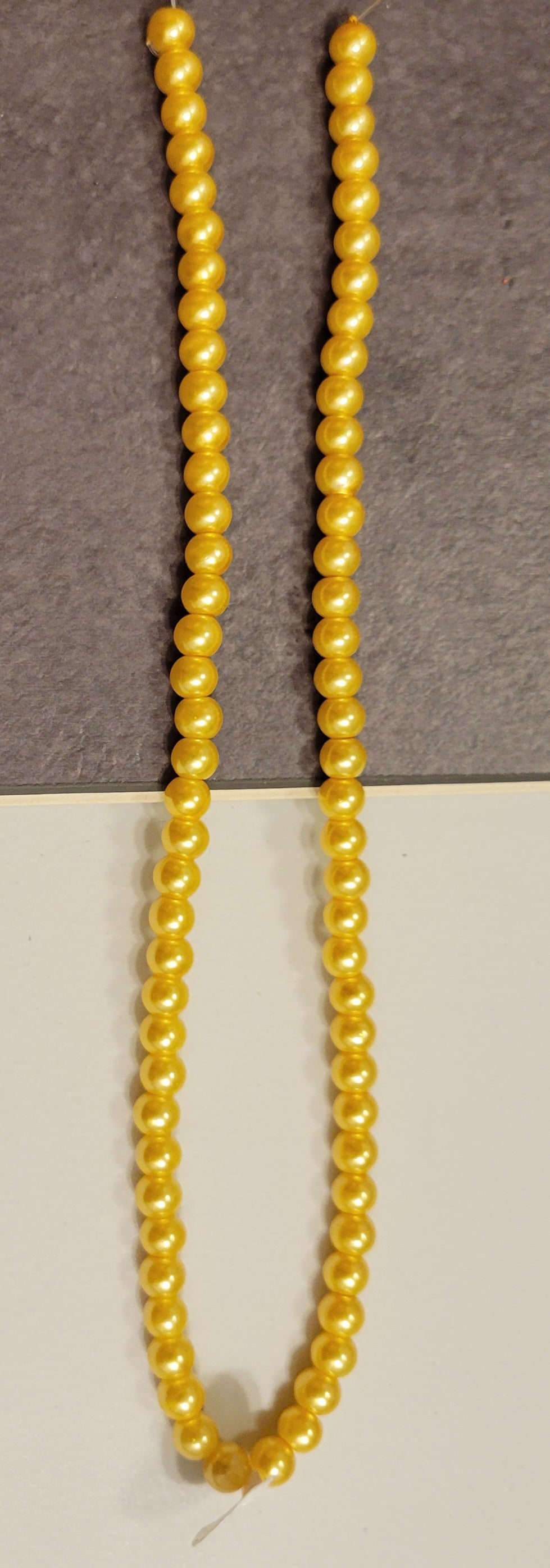 Yellow 6 mm Bead Rounds